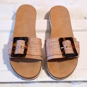 Gorgeous! Nicole Miller ⚜️ New York  Raffia Slide w/Tortoiseshell Buckle  9